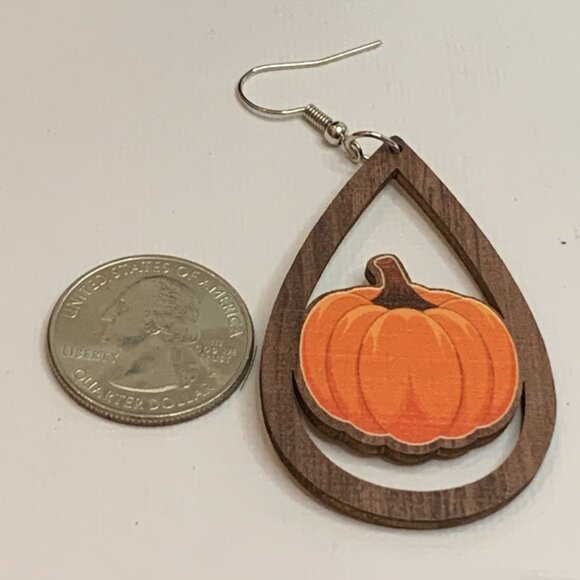 Pumpkin Earring, Food Earring, Fall Earring, Halloween Earring, Thanksgiving - Picture 5 of 7